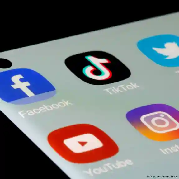TikTok - Facebook - Instagram - Reuters - Dado Ruvic