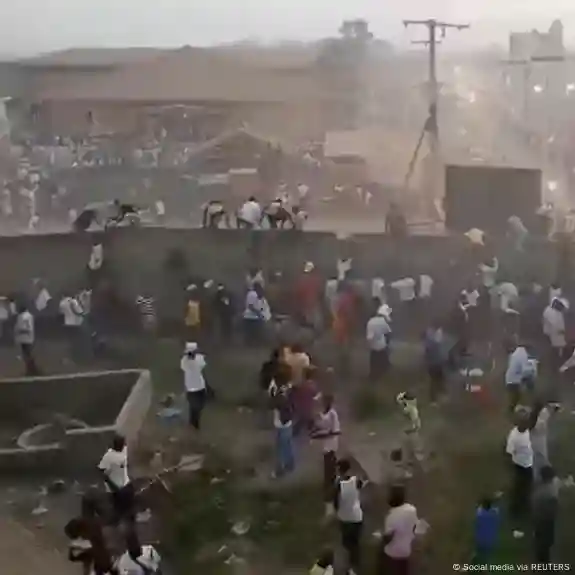 Estampida en partido de fútbol-estadio de Nzerekore en Guinea- Foto: DW/Social media via reuters