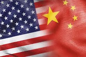 Encuentro de delegaciones de China y de EEUU en Londres| Foto: Razón Pública  Restricciones a la exportación de tierras raras, control en la venta de chips y la cancelación de visados a estudiantes chinos serán los principales protagonistas en la reunión comercial que China y Estado Unidos