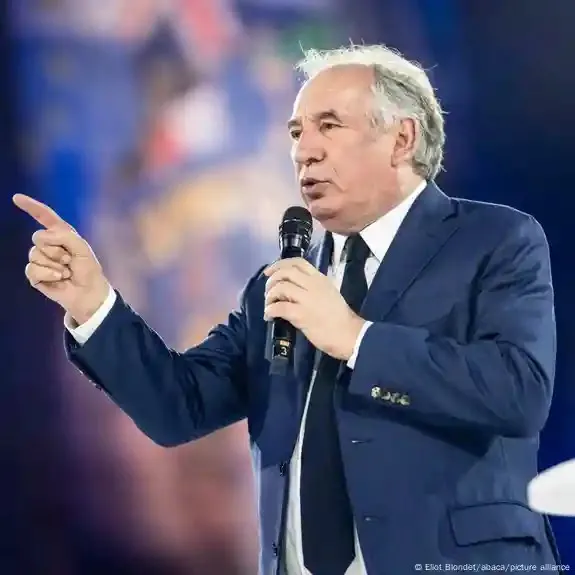 Francois Bayrou Primer ministro de Francia 