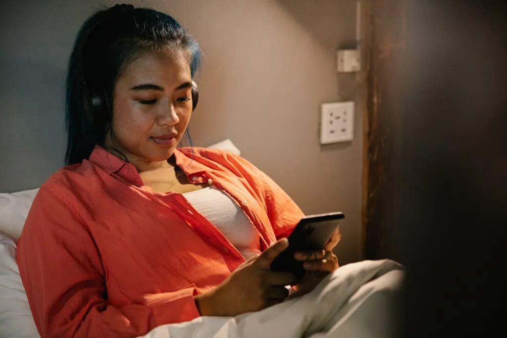 Tecnología Interfiere con el Sueño Salud y Bienestar