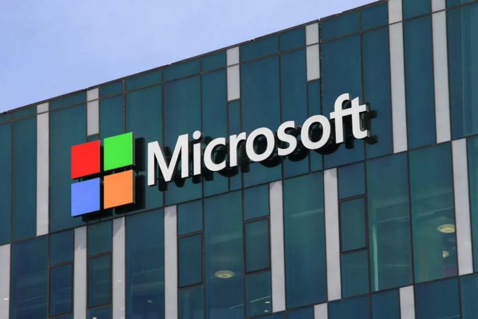 Microsoft supera los 4 billones en bolsa y refuerza su liderazgo global en IA|Foto: El Economista  Microsoft supera los 4 billones en bolsa y refuerza su liderazgo global en IA 