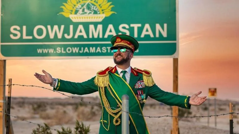 Imagen promocional de Slowjamastan con Randy Williams | Foto: Darrell Cornett