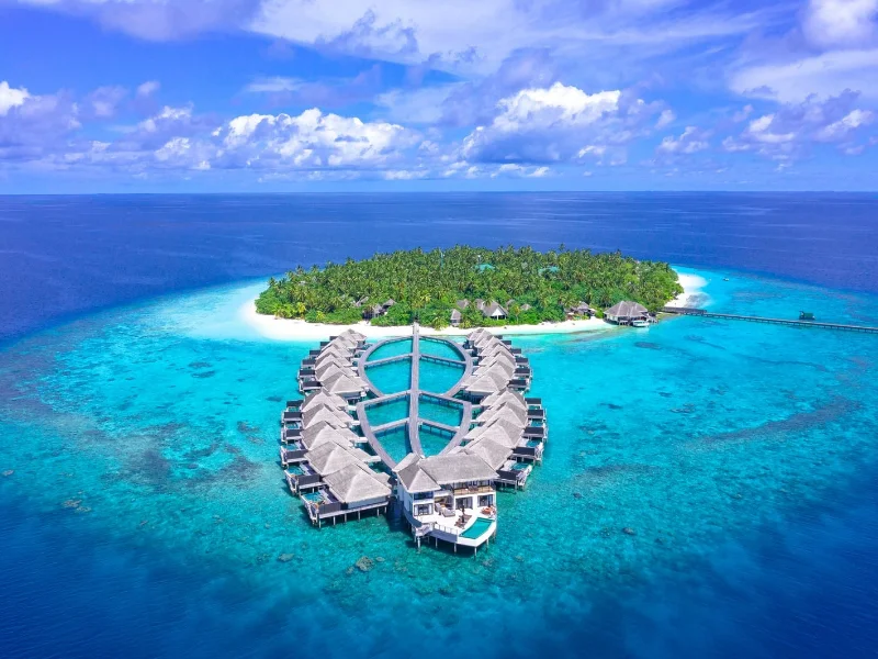 vistas-del-oceano-indico-en-el-atolón-de-vaavu-en-las-islas-maldivas