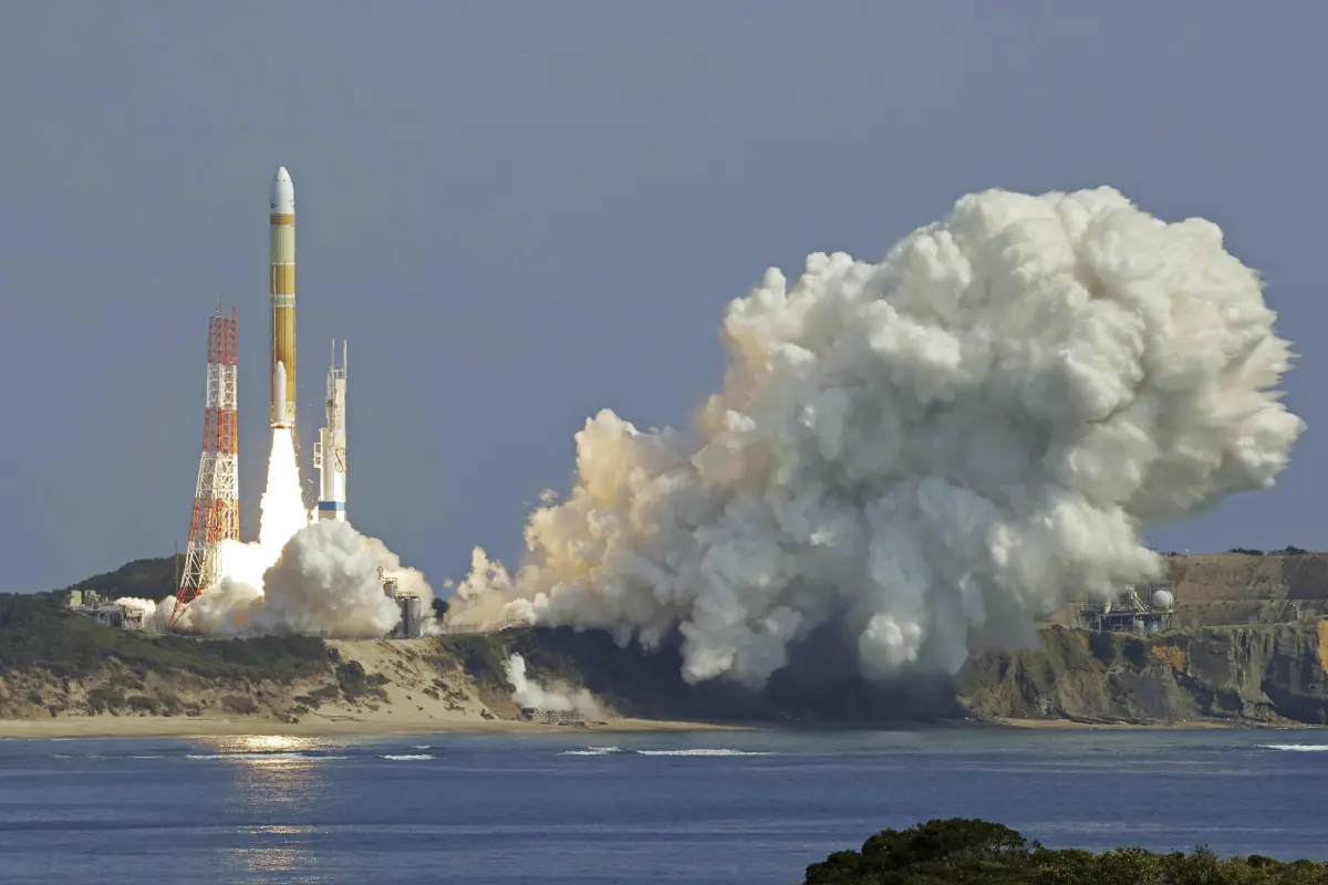 El cohete H3 despegando en el Centro Espacial Tanegashima en el sur de Japón | Foto: Tanegashima Space Center / AP