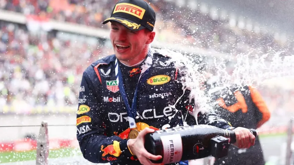Max Verstappen sigue de racha y se alzó con el Gran Premio de China