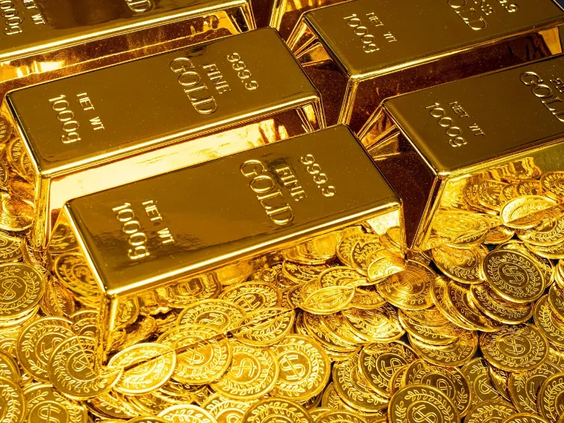 oro-estable-mercados-eeuu El oro se mantiene estable tras varias jornadas de subidas, mientras la Fed abre la puerta a nuevos recortes de tasas en EEUU 
