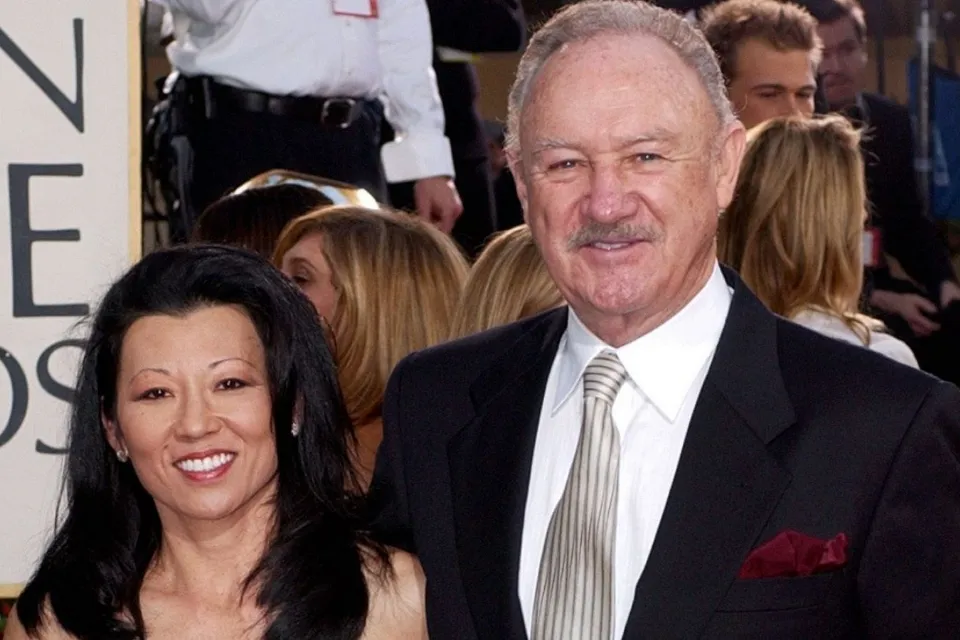 Gene Hackman y su esposa Betsy Arakawa|Foto: RTVE Noticias  El actor Gene Hackman y su esposa Betsy Arakawa fueron encontrados muertos en su casa de Nuevo México 