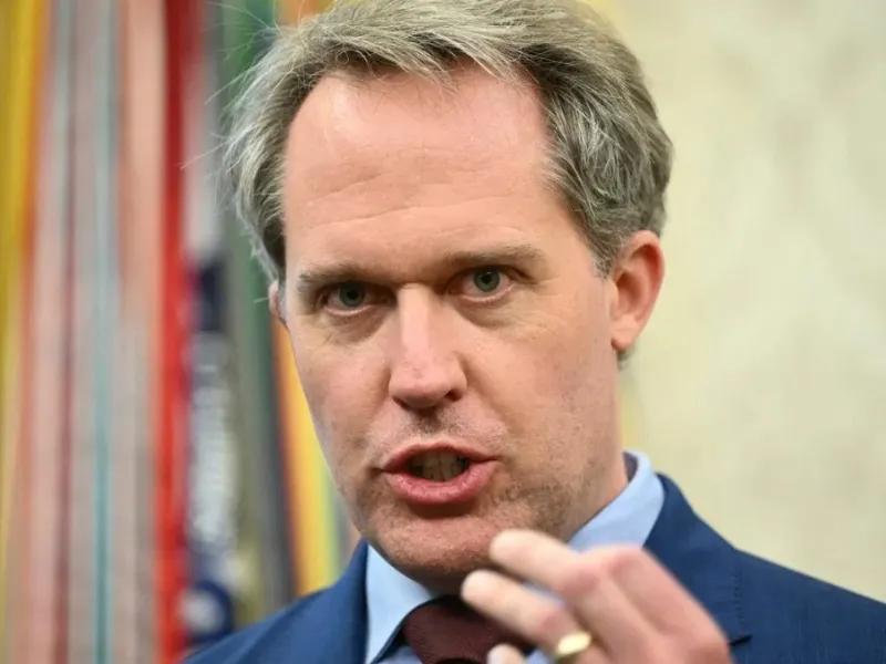 El director ejecutivo de Oklo, Jacob DeWitte|Foto: Forbes/Mandel Ngan/AFP vía Getty Images Dos nuevos multimillonarios debido a la IA y una empresa sin ingresos reales


