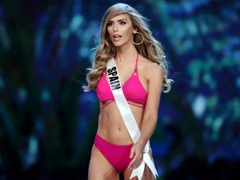 Ángela Ponce / Foto: Milenio Referente internacional de la comunidad trans, combina modelaje, televisión y activismo desde su histórico paso por Miss Universo 2018.