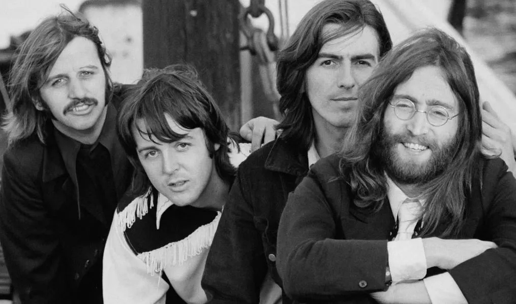 The Beatles en 1969|Foto: Bruce McBroom / Apple Corps Ltd El esperado lanzamiento de material inédito con tecnología de IA promete ofrecer una experiencia auditiva sin precedentes y cerrar uno de los capítulos más míticos de la historia del rock