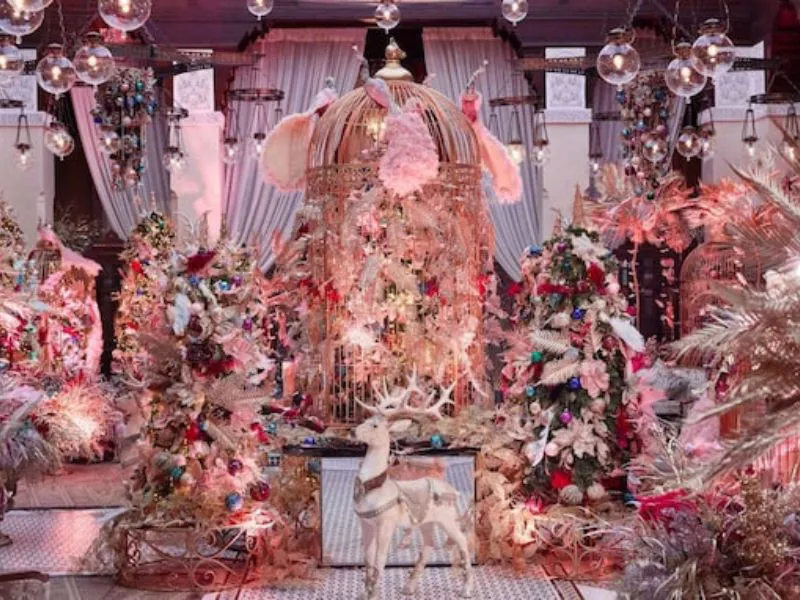arbol-de-navidad-lujoso-2025-abu-dabi-paris-zurich-monaco|Foto: Bloomberg/El hotel Royal Mansour Marrakech, en Marruecos Descubre los árboles de Navidad más lujosos de 2025: diseño, joyas, sostenibilidad y experiencias inmersivas en Abu Dabi, París, Zúrich y Mónaco
