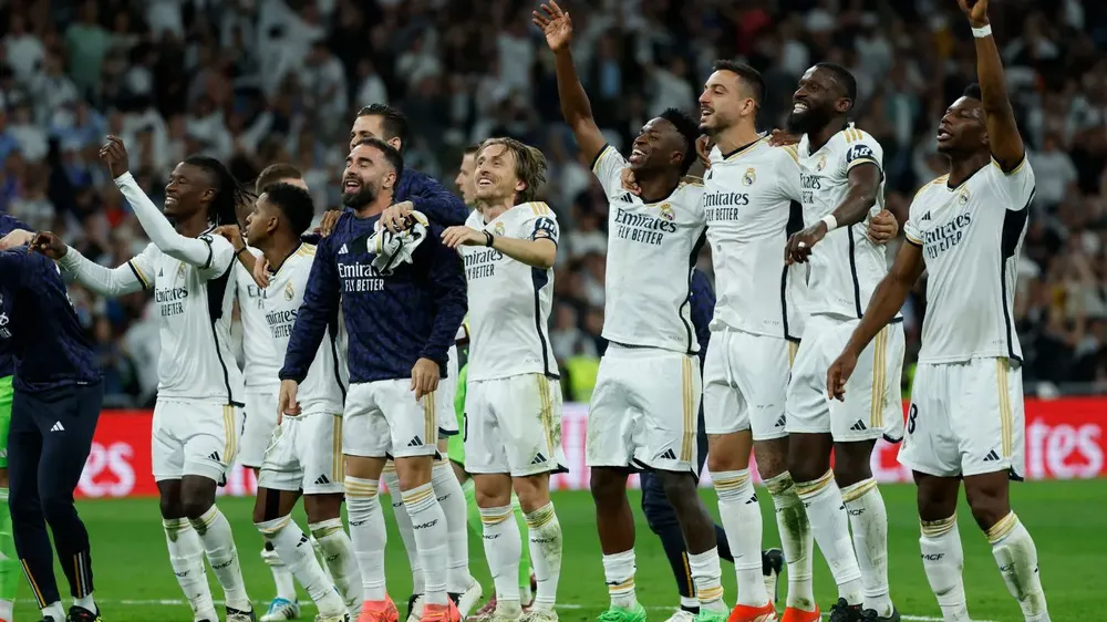 Real Madrid le ganó al Barcelona y se consolida como líder absoluto en la Liga