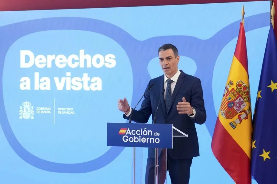 El presidente del Gobierno, Pedro Sánchez|Foto: EFE/Borja Sanchez-Trillo El Gobierno anuncia una ayuda de €100 para gafas y lentillas para menores de 16
