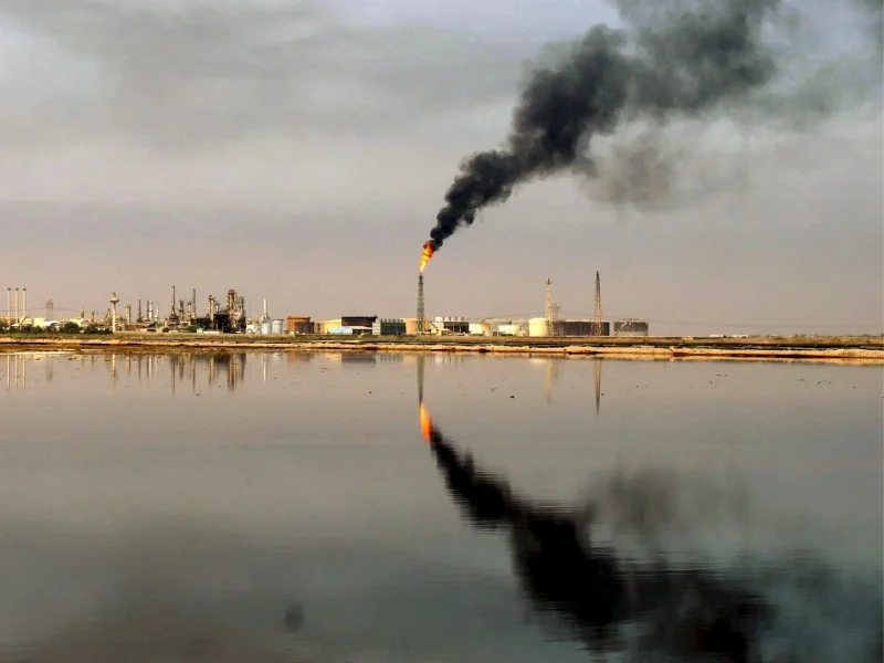 plataforma-petrolifera-mar-noche-tension-iran|Foto: EFE 