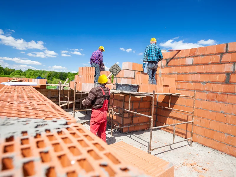 obras-construccion-vivienda-españa-falta-trabajadores