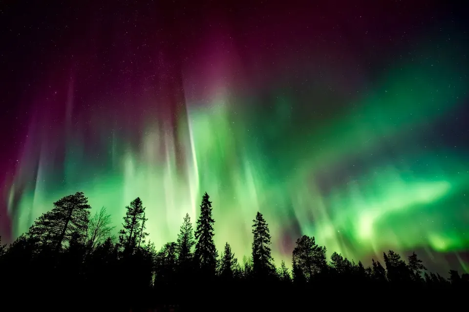 Auroras-boreales-cielo-nocturno