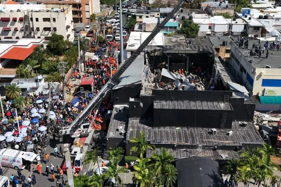 La discoteca Jet Set con el techo derrumbado en Santo Domingo (República Dominicana)|Foto: EFE/Grupo XP3 República Dominicana: aumentan a 218 los fallecidos tras el derrumbe del techo de una discoteca 
