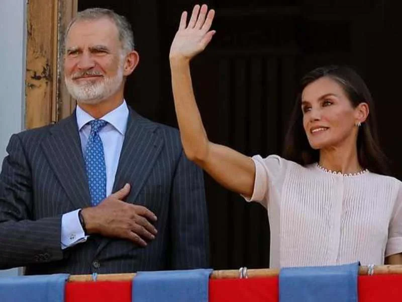 Los Reyes reciben la Llave de Oro de Melilla|Foto: EFE