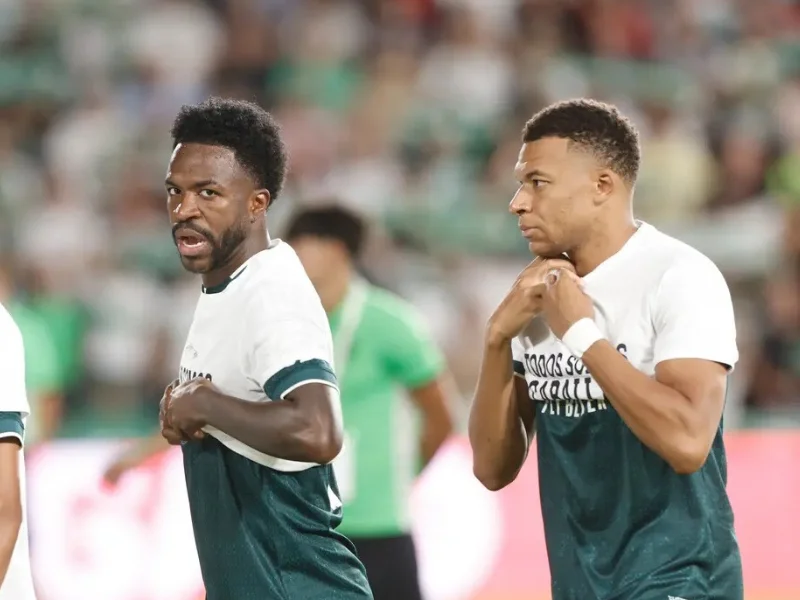 Críticas a Mbappé y Vinícius tras su gesto con Ceuta|Foto: EFE