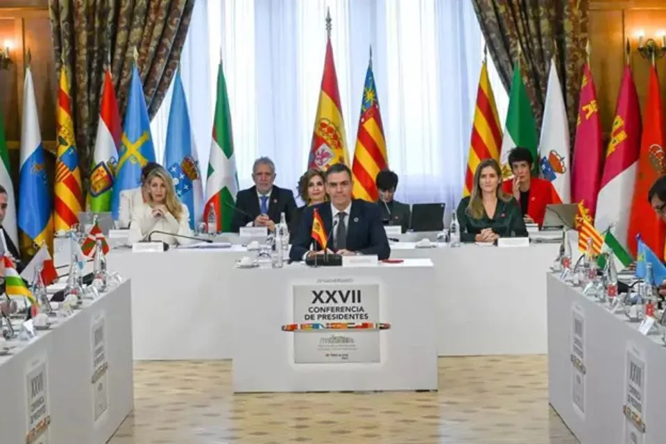 El presidente del Gobierno, Pedro Sánchez, durante la XXVII Conferencia de Presidentes|Foto: Europa Press/Nacho Cubero La Conferencia de Presidentes de Barcelona se centrará en la vivienda y la formación profesional y universitaria 