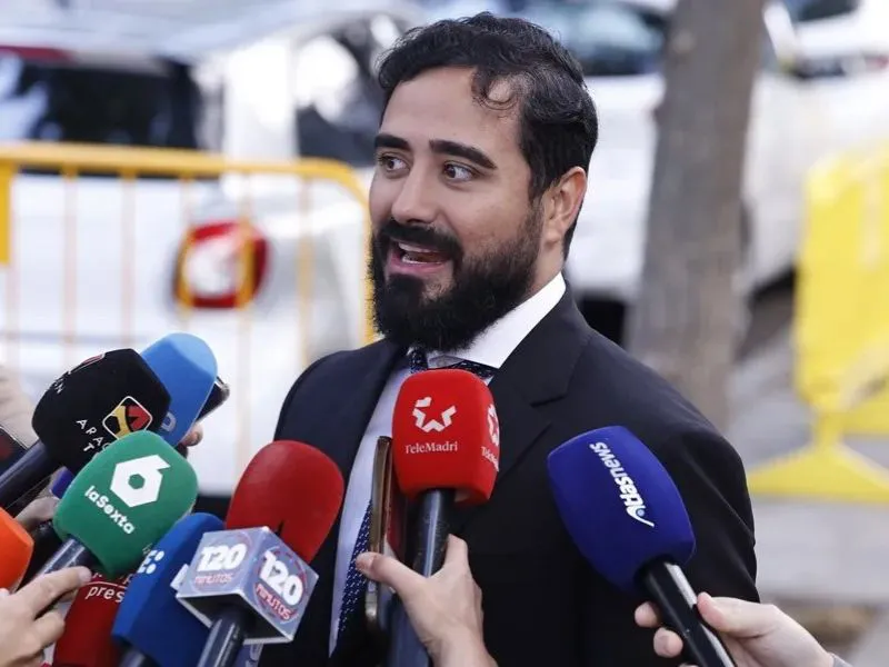 El eurodiputado Luis Pérez Fernández, conocido como Alvise|Foto: EFE/Javier Lizón El Parlamento Europeo tramita levantar inmunidad a Luis ‘Alvise’ Pérez

