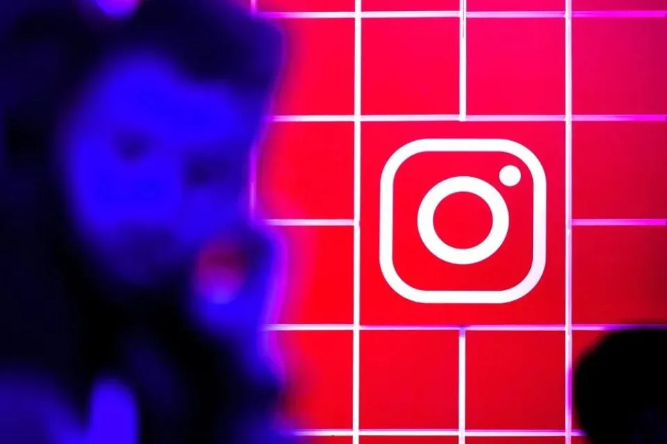 Logotipo de Instagram|Foto: EFE/EPA/Sascha Steinbach Instagram se convierte en la red social más usada por los españoles