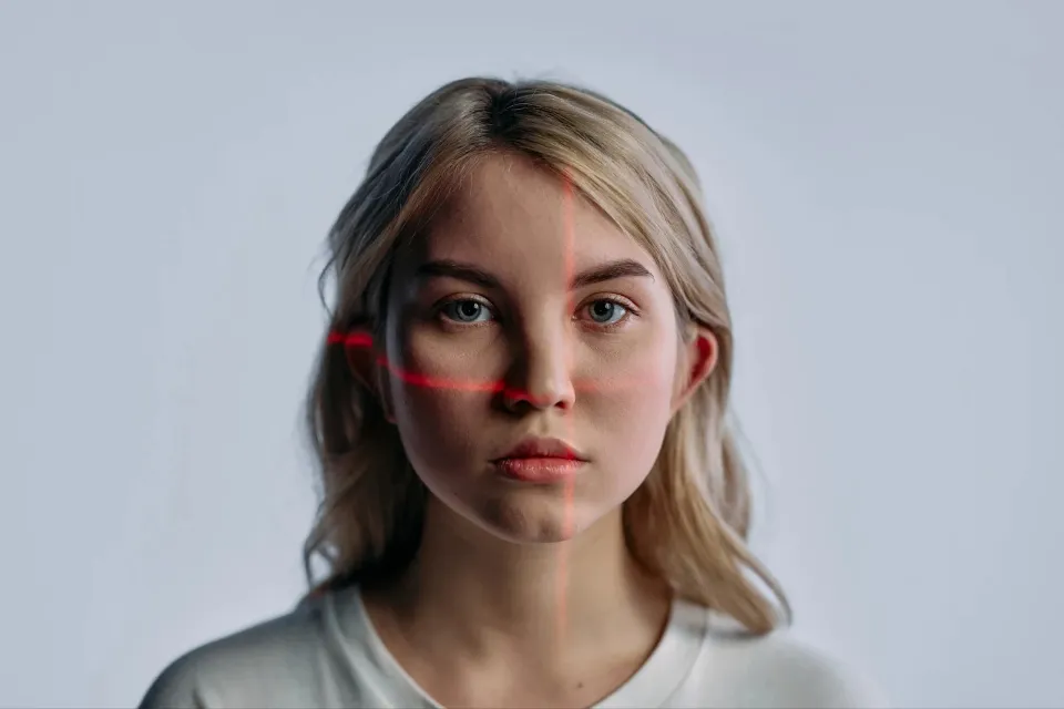 La IA utiliza fotos faciales para estimar la edad biológica Herramienta de IA utiliza fotos faciales para estimar la edad biológica