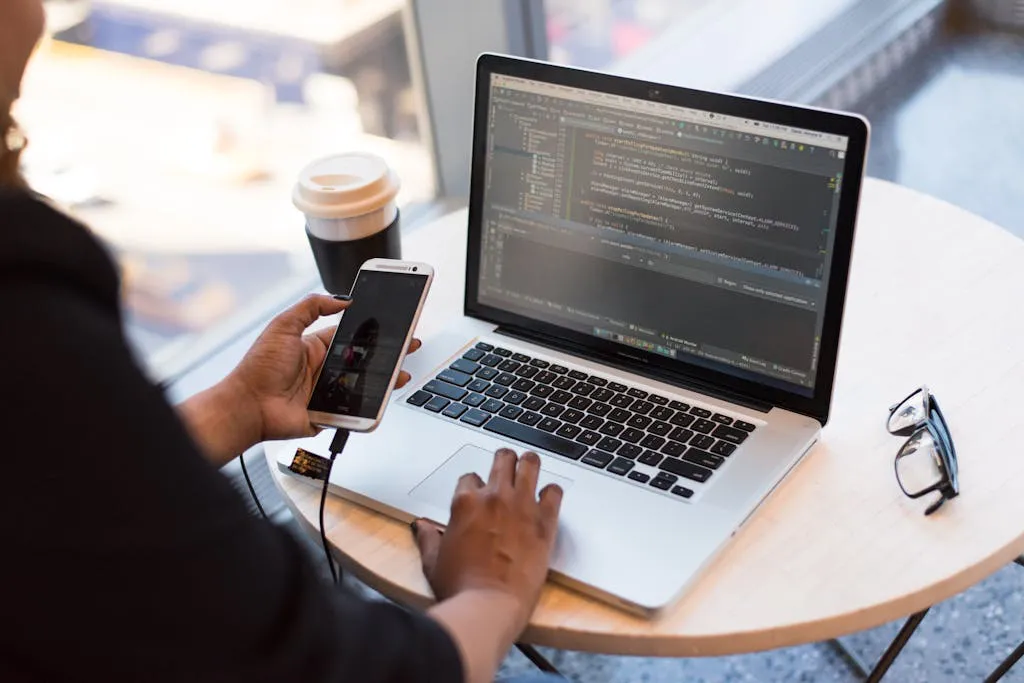 Trabajo Remoto - Computadora - Tecnología