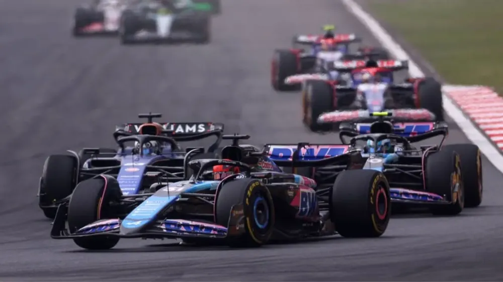 Max Verstappen sigue de racha y se alzó con el Gran Premio de China1