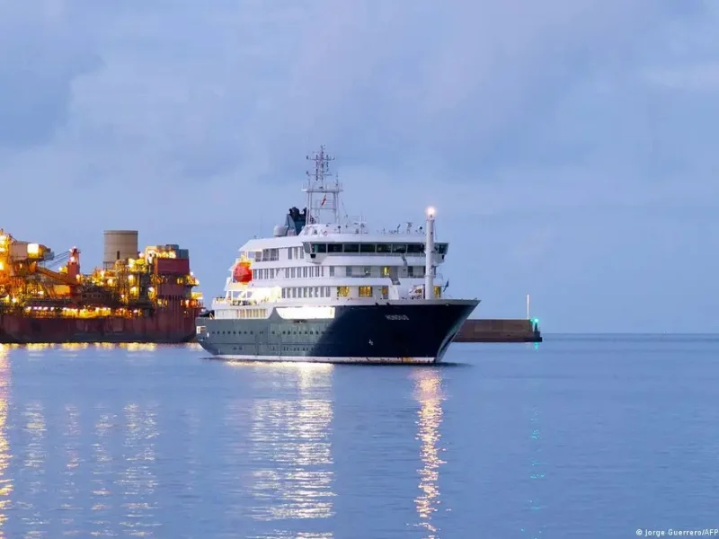 agente-guardia-civil-operativo-seguridad-crucero-hantavirus-tenerife|Foto: AFP