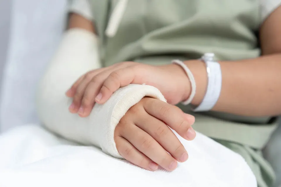 Vacaciones durante baja médica Vacaciones durante baja médica: esto dice la ley en España para evitar sanciones
