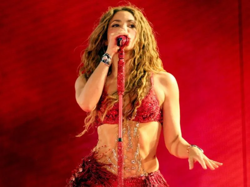 shakira-nominada-oficial-2026-rock-and-roll-hall-of-fame-lista-artistas|Foto: Kevin Mazur/Getty Images for Live Nation