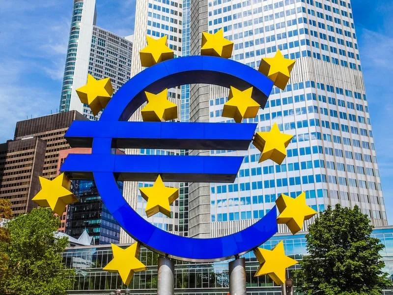 bulgaria-adopta-euro-2026 Bulgaria ingresará en la Zona Euro en 2026 con un cambio fijo de 1,95583 levas por euro. La adhesión impulsará comercio, inversión y estabilidad financiera en Europa


