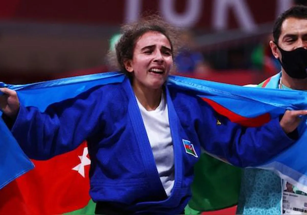Shahana Hajiyeva, en los Juegos Paralímpicos de Tokio 2020|Foto: ABCD/Reuters Vetada de por vida una judoca paralímpica tras descubrir en un examen médico que su visión es perfecta, ganadora de oro en Tokio 2020