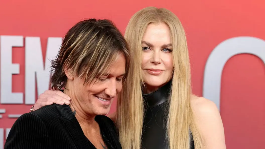 Nicole Kidman y Keith Urban concretan su divorcio | Foto: Reuters Nicole Kidman y Keith Urban se divorcian tras 19 años de matrimonio. Su acuerdo incluye la renuncia mutua a pensiones alimenticias y establece una custodia compartida centrada en el bienestar de sus dos hijas adolescentes.