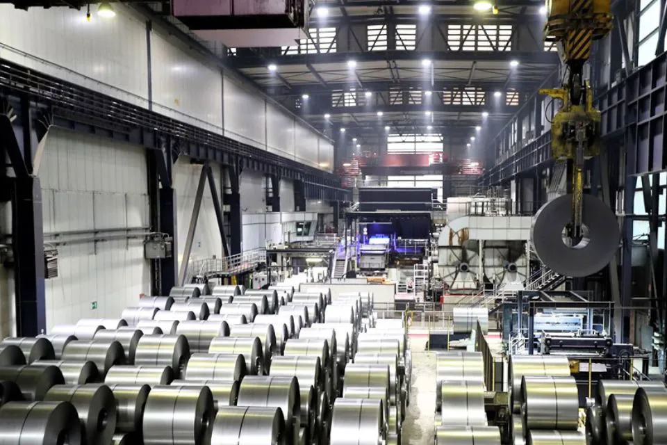 Trump anuncia que duplicará los aranceles al acero y aluminio de Canadá|Foto: EFE Friedemann Vogel Trump anuncia que duplicará los aranceles al acero y aluminio de Canadá hasta el 50% 

