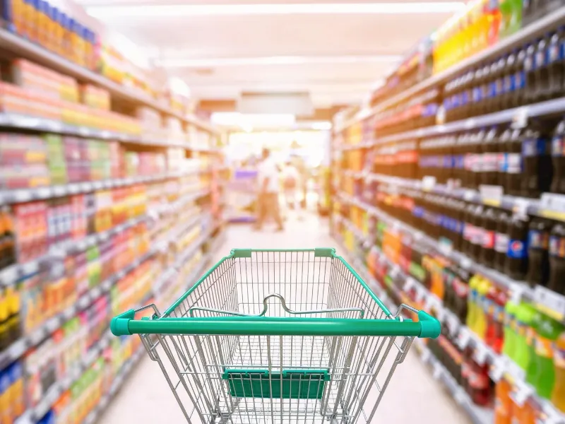 Cesta básica en España sube 52% en cinco años El precio de la cesta básica en España sube un 52% desde 2019. La inflación y la reduflación reducen el poder adquisitivo de los hogares