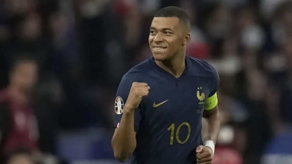 Mbappé y un nuevo equipo galáctico en el Real Madrid3