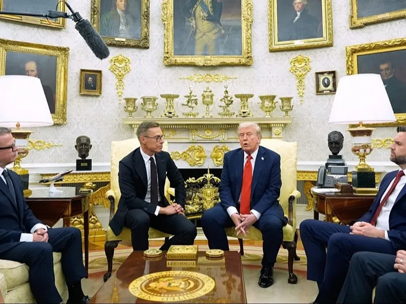 El presidente de EEUU, Donald Trump, y el presidente de Finlandia, Alexander Stubb|Foto: Euronews  Trump sugiere expulsar a España de la OTAN por incumplir gasto militar
