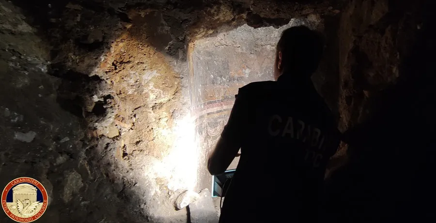 iglesia-medieval-napoles- iglesia del siglo XI. EFE - Comando de Carabineros de Tutela de Patrimonio Cultural