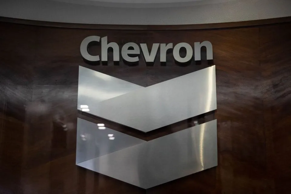 Logo de Chevron Corporation, en sus oficinas en Caracas, Venezuela|EFE Rayner Peña R EEUU cancela la licencia de Chevron en Venezuela y le da un mes para salir del país suramericano 