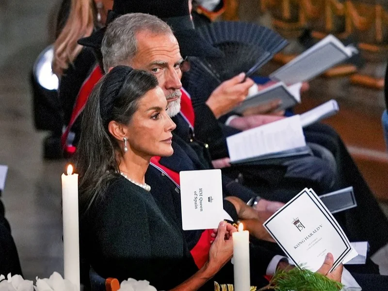 Detalle de la reina Letizia en el funeral de Harald V|Foto: GTRES