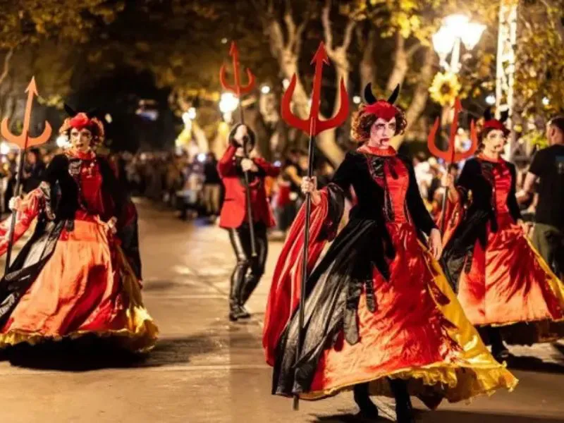 Halloween 2025 en los parques de atracciones de España|Foto: Europa Press/Portaventura World Halloween 2025 en los parques de atracciones: terror y espectáculos para todos 


