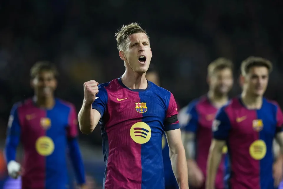 El delantero del F.C. Barcelona Dani Olmo|Foto: EFE/Alberto Estévez Dani Olmo refuerza el liderato del Barcelona antes de la final de Copa