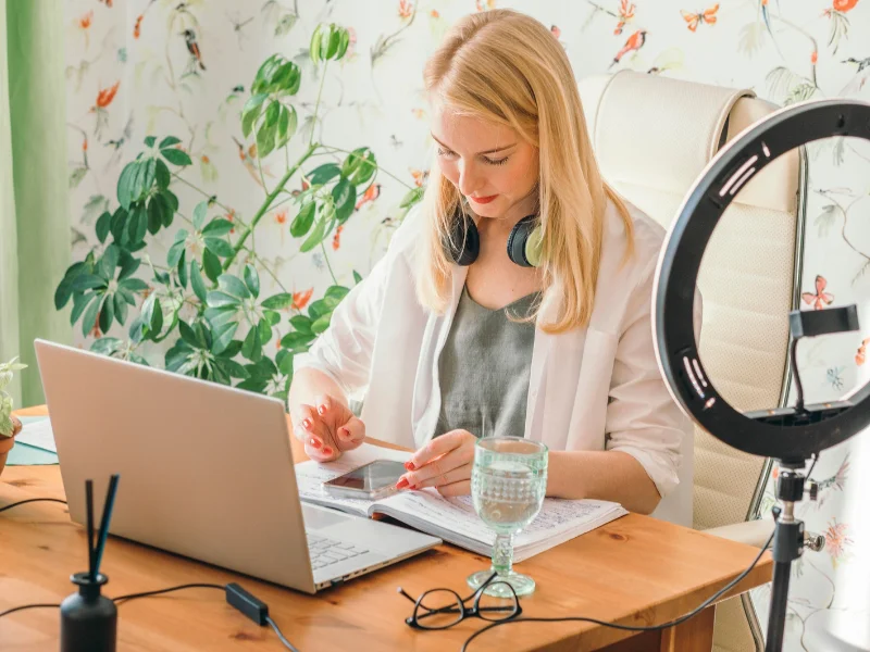 Crear marca personal y estrategia de perfil profesional laboral