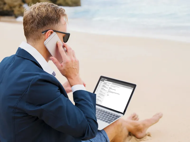 Desconexión digital en España: 88% de los trabajadores sigue conectado en verano, según DECIX Desconexión digital en España: 88% de los trabajadores sigue conectado en verano, según DECIX
