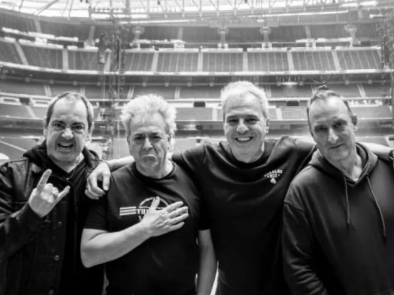 hombres-g-gira-2026|Foto: Los40/Jaime Massieu La banda musical española Hombres G confirman su gira 2026 'Los mejores años de nuestra vida'. Arranca en mayo en Albacete y termina en diciembre en Madrid