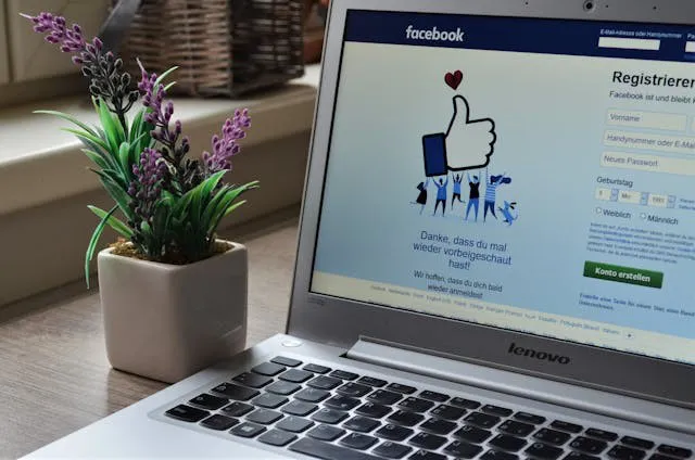 PC internet redes sociales