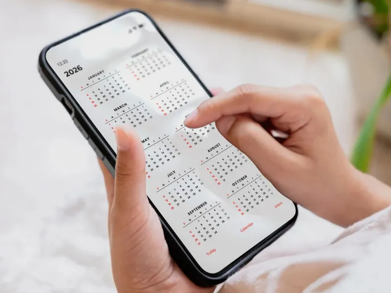 Calendario laboral 2026: los 11 festivos nacionales y dos grandes puentes El Boletín Oficial del Estado (BOE) confirma el calendario laboral de 2026 con 11 festivos nacionales y dos grandes puentes en mayo y octubre. Descubre qué días serán no laborables y cómo aprovecharlos para planificar escapadas